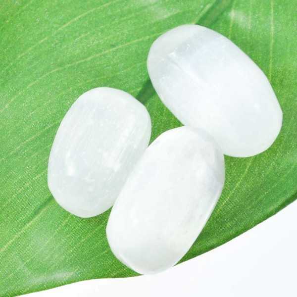 Selenite tumbled stone