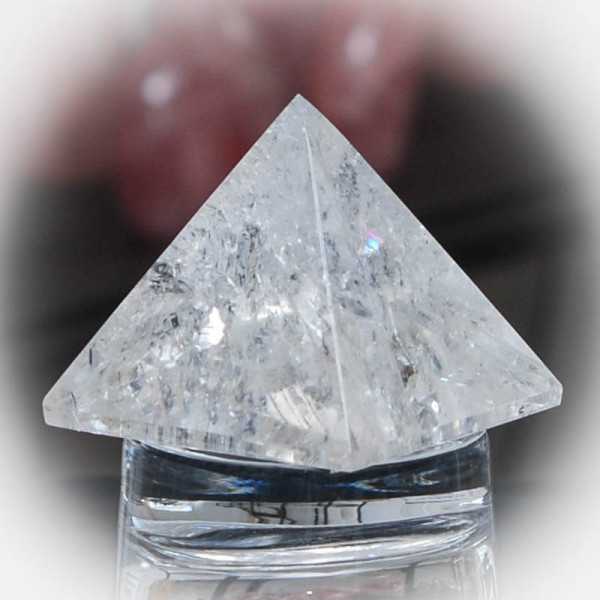 Bergkristall Pyramide rauchig 6,6 cm Kantenlänge