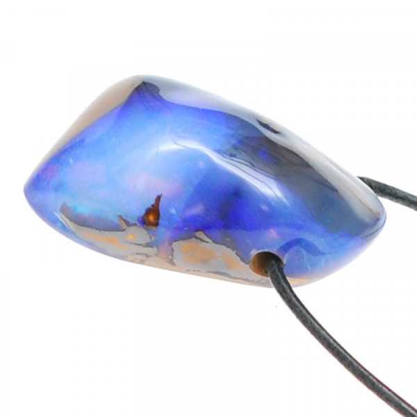 boulder opal blau gebohrt