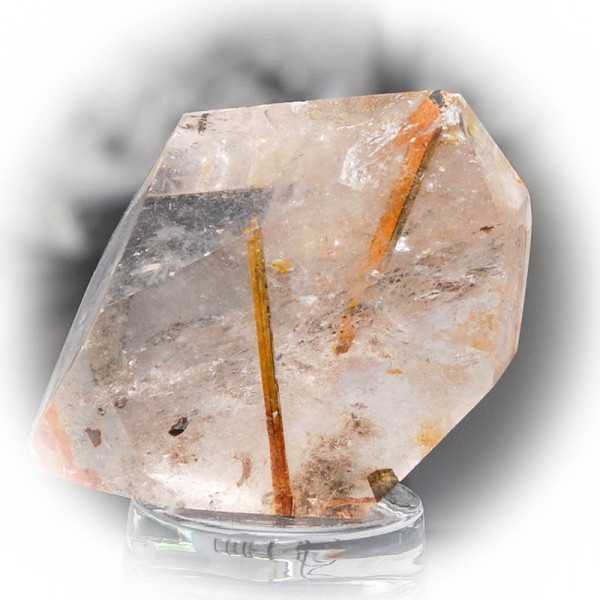 Bergkristall mit Rutilen
