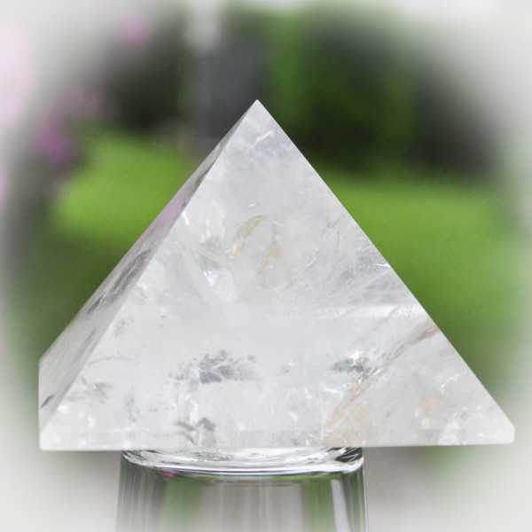 Pyramide aus Bergkristall 11,5 cm